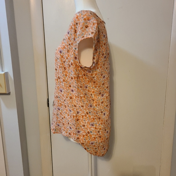 Orange floral short sleeved blouse - Picture 3 of 4